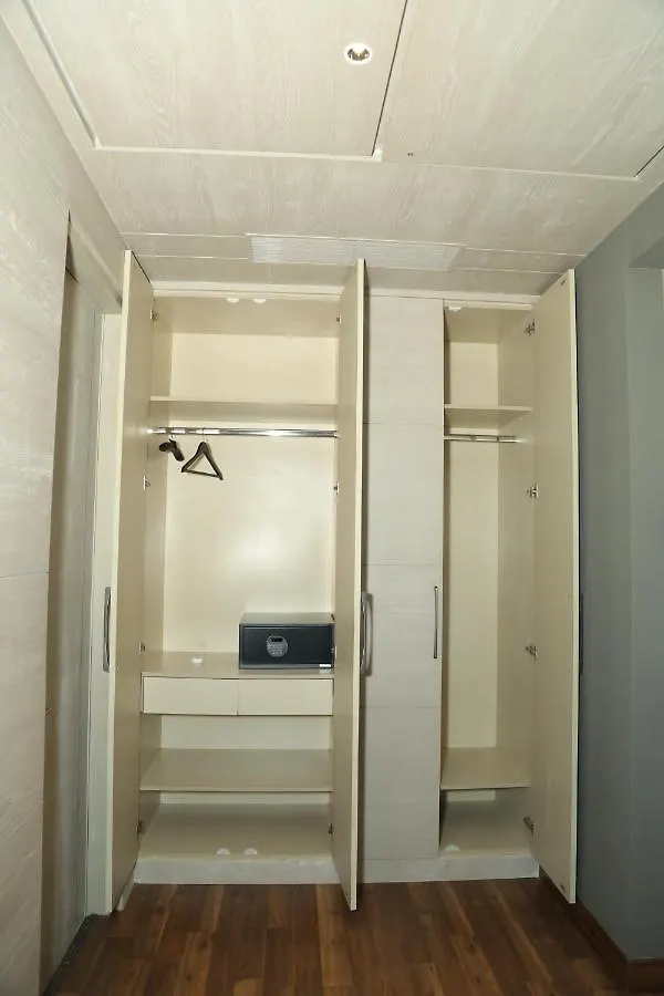 Wyndham Chandigarh Mohali 4*,